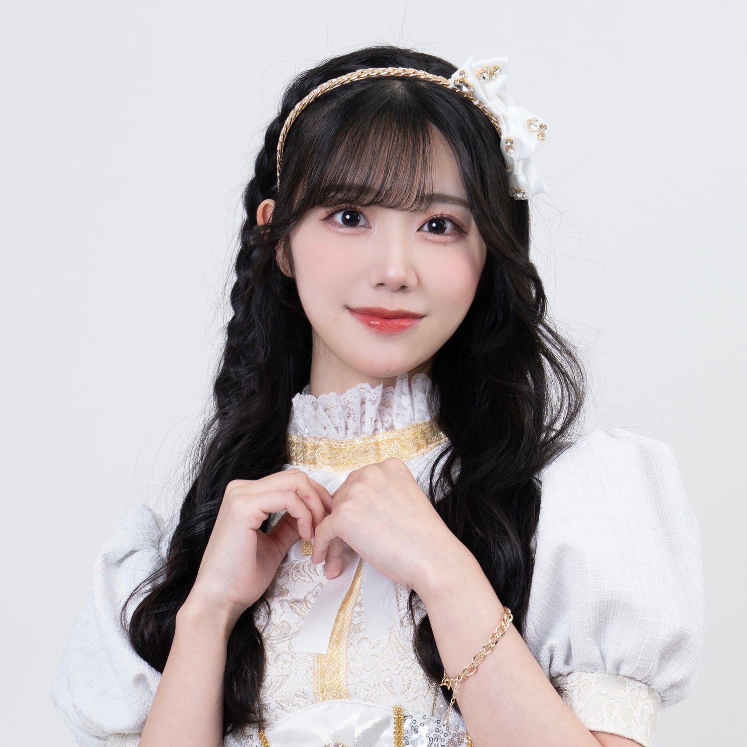 白絵葵子